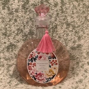 Tahari Scented Rosewater Peony Bubble Bath NWT XL 24.6oz.